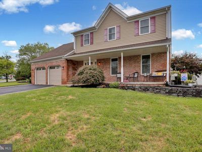 208 Battenkill Dr, Douglassville, PA, 19518
