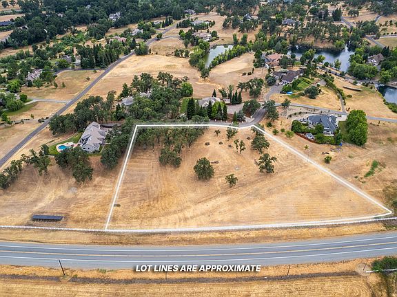 2nd image of Somerset Dr