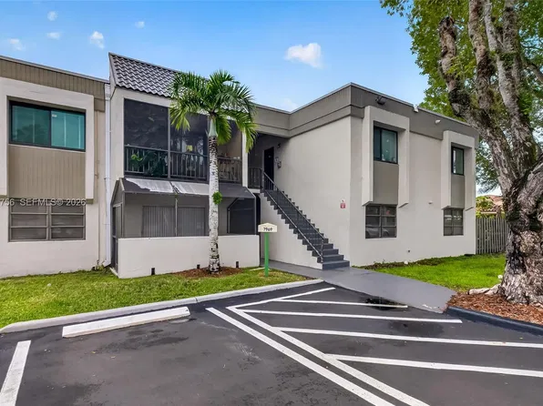 7969 SW 104th St APT 202-A, Miami, FL 33156
