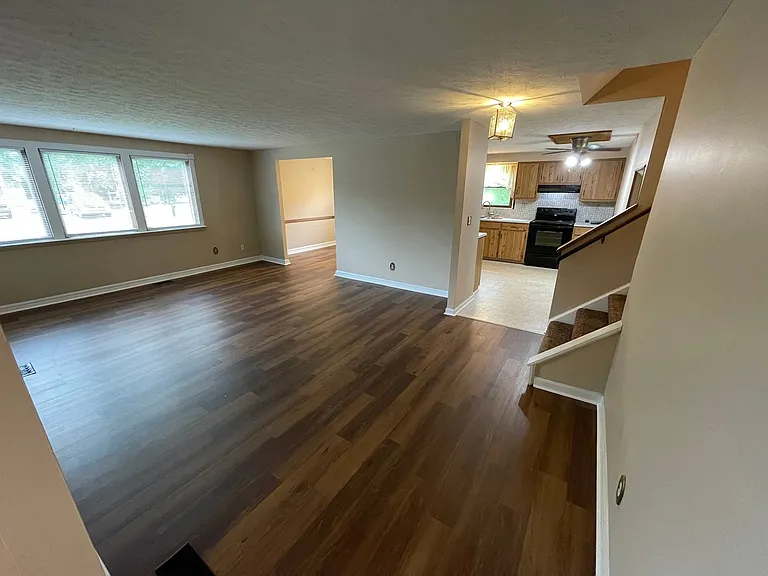 4957 Winding Spring Cir — Photo 4