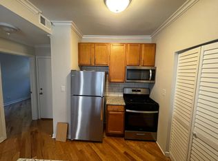 1522 W Howard St APT 2N, Chicago, IL 60626
