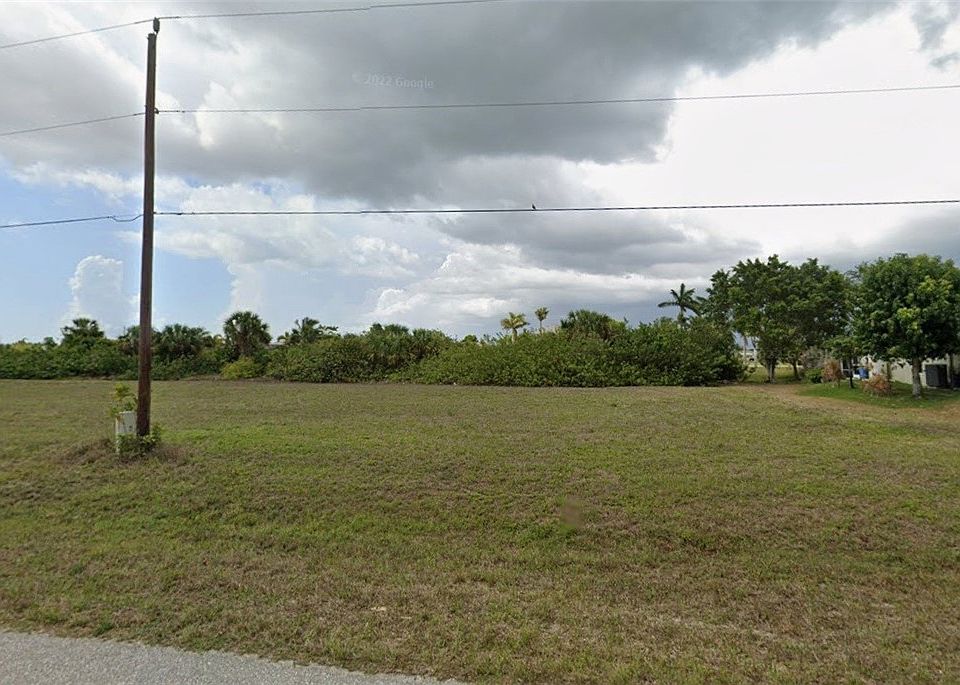1st image of 2036 NE 17th Ter