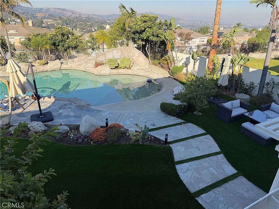 2nd image of 2251 Cascade Way