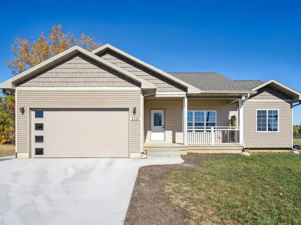 2324 Maynard Ave, Waterloo, IA 50701