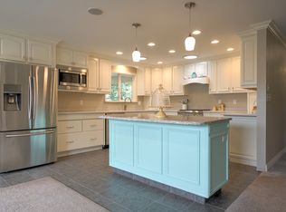 952 Mistletoe Loop N, Keizer, OR 97303