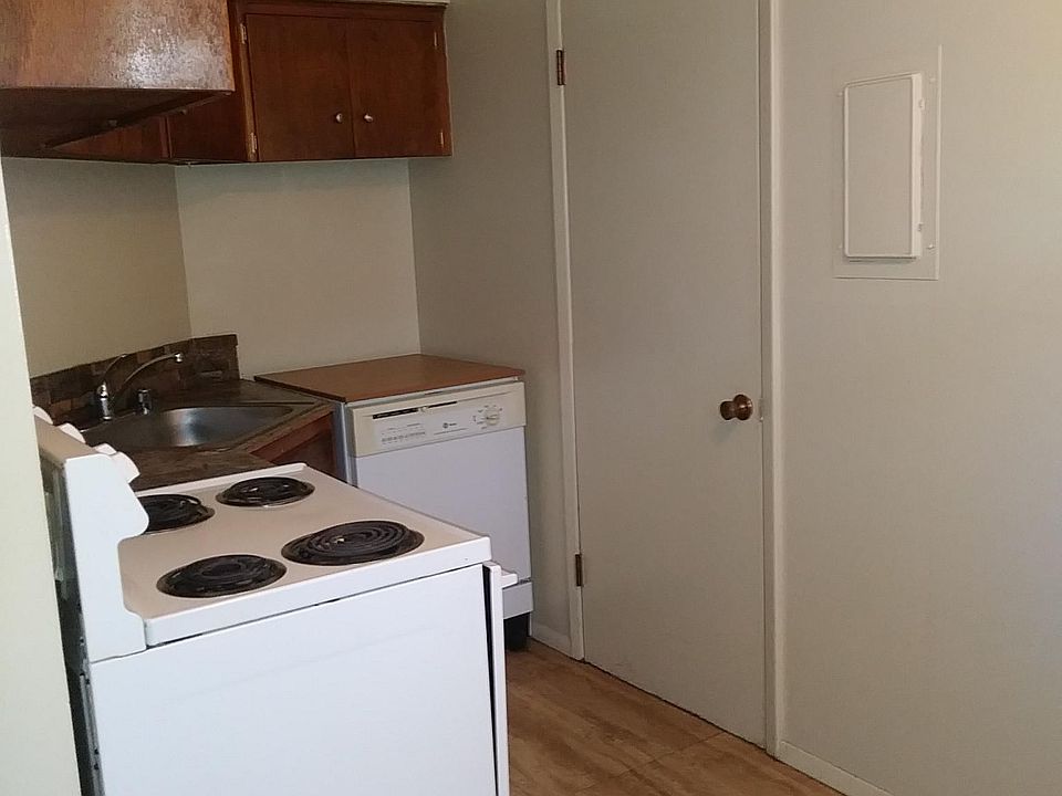2nd image of 2126 W Pacific Ave APT 102