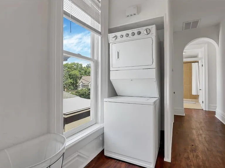 82 Price Ave #C — Photo 46