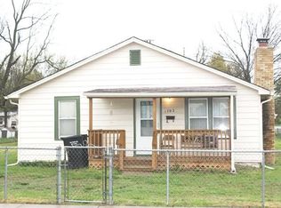 1702 N Golden Ave, Springfield, MO 65802