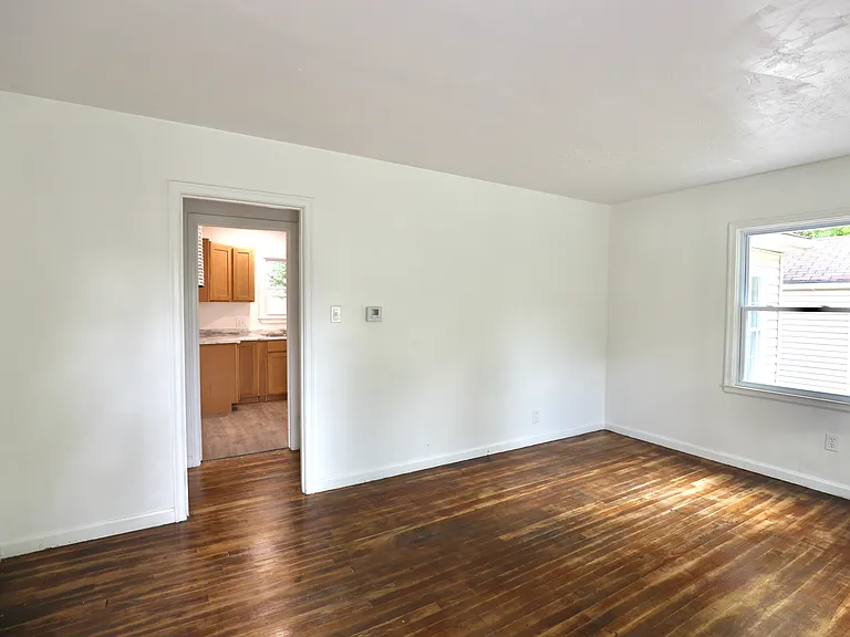 1217 Tioga Ave — Photo 9