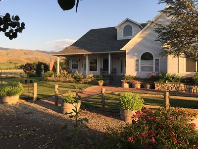 38 Hill Creek Rd, Horseshoe Bend, ID, 83629