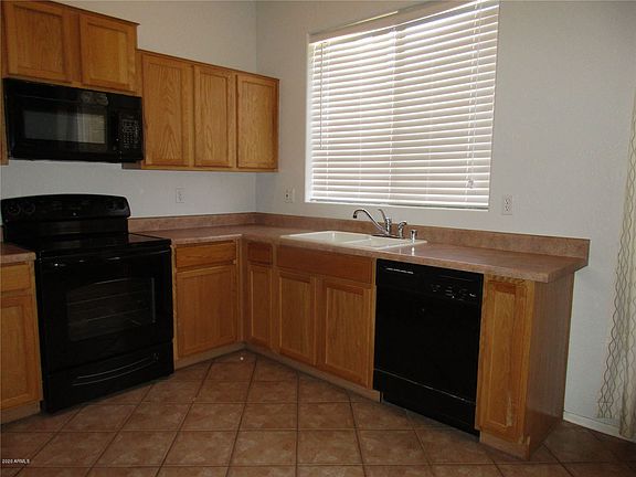 5th image of 7312 W Superior Ave