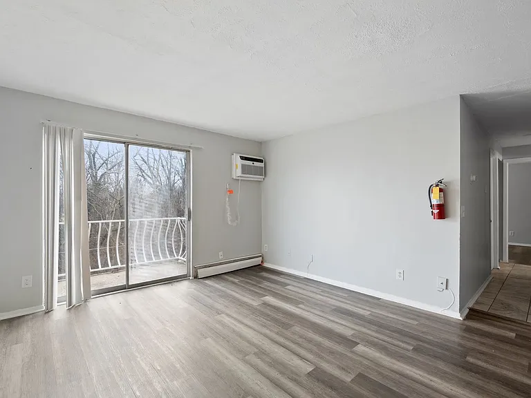 2356 Harrison Ave — Photo 1