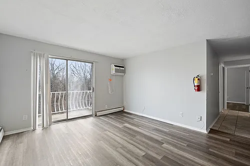2356 Harrison Ave Photo 1