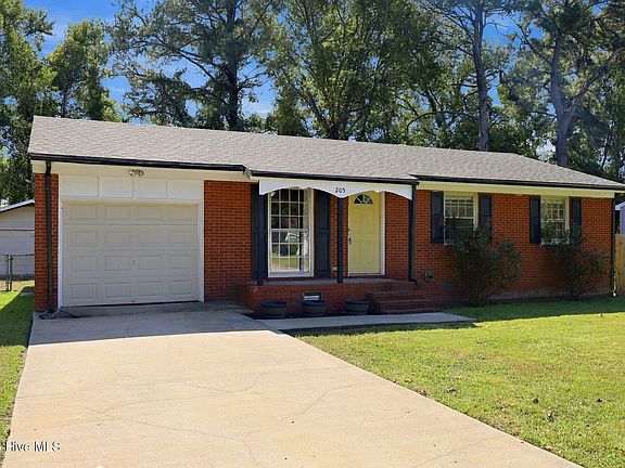 2nd image of 205 Shamrock Drive