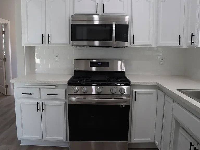 15408 Palm St #2 — Photo 3