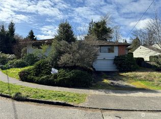 2105 38th Ave E, Seattle, WA 98112