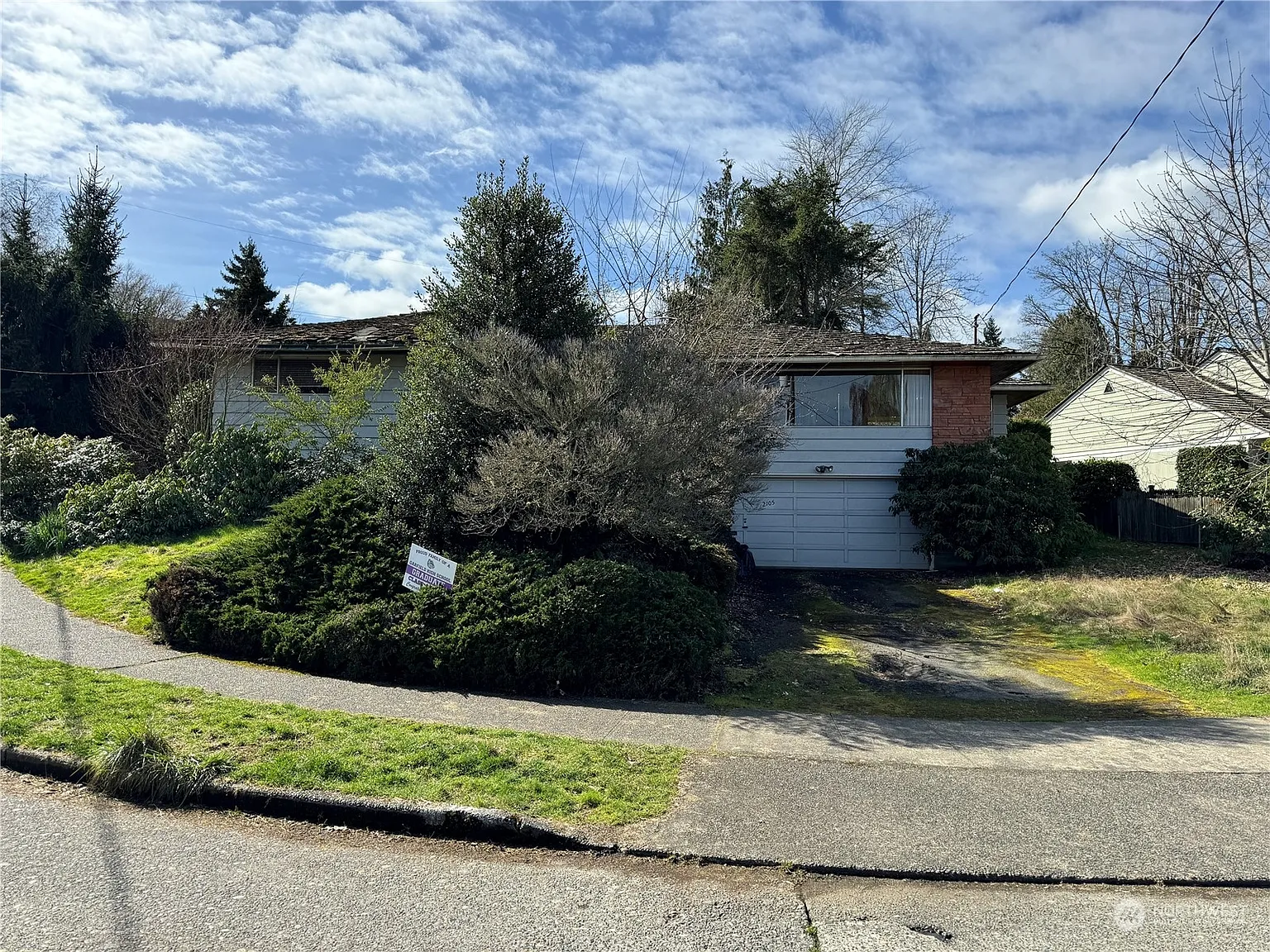 2105 38th Avenue E photo 1
