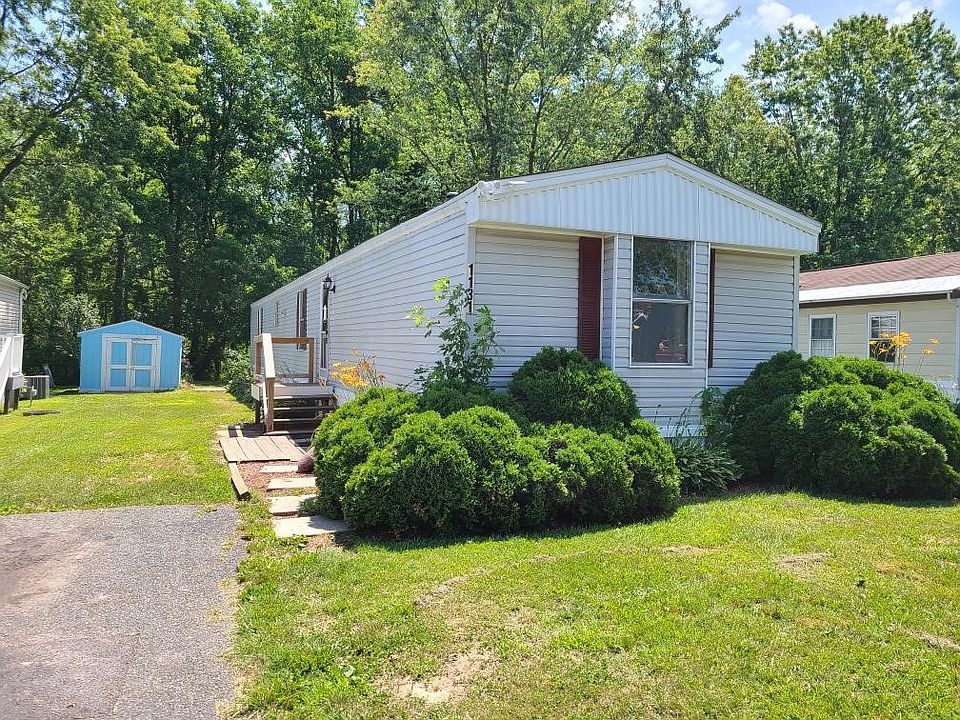 2nd image of 1131 Chipper Dr
