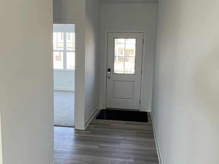 4383 Pine Bluff Dr — Photo 3