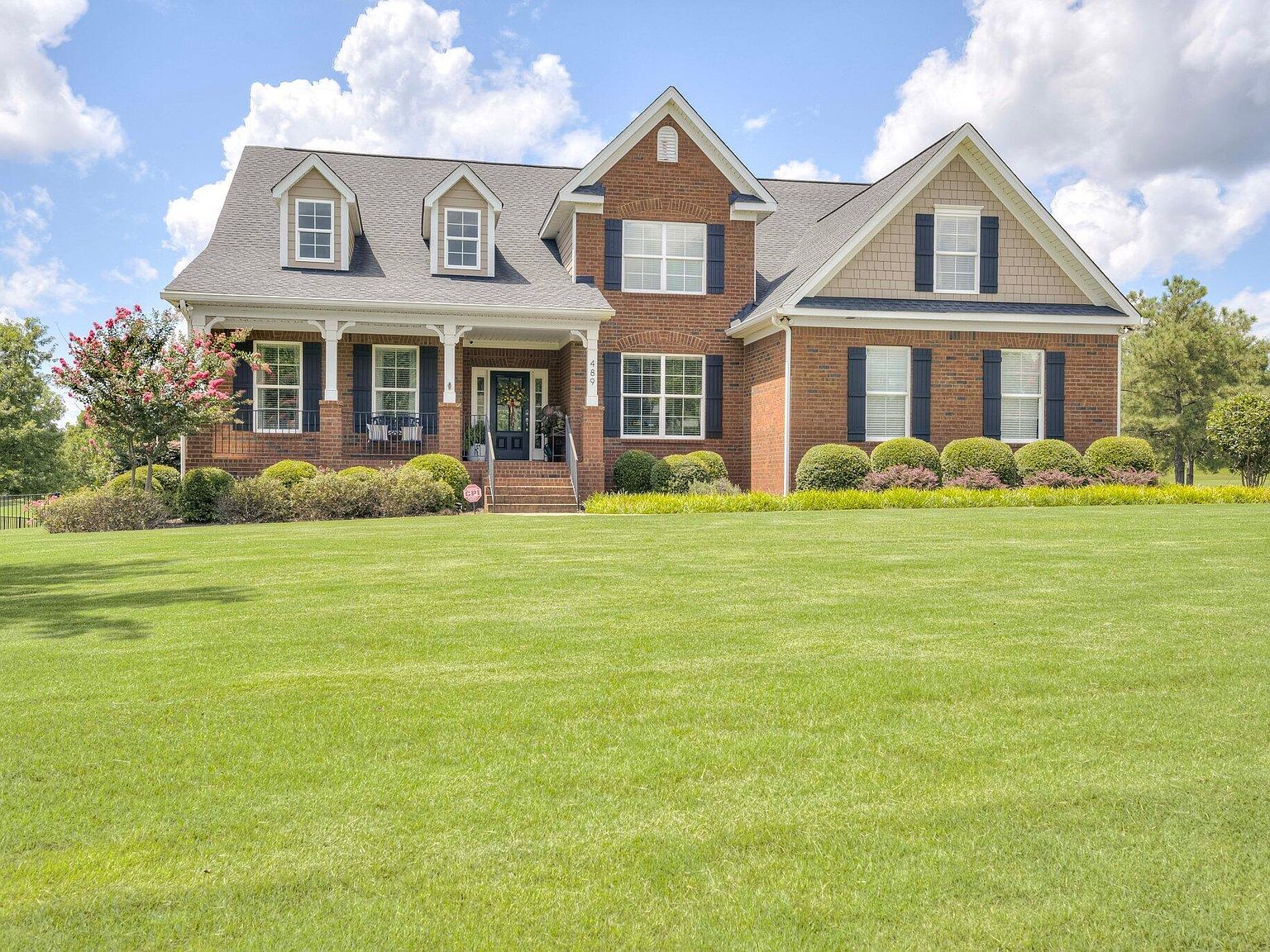 489 Revolutionary Way