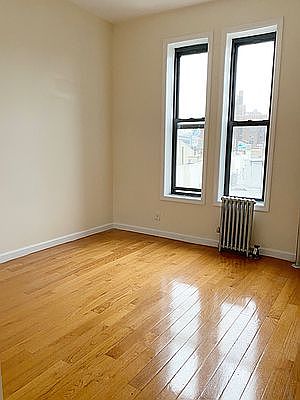 3rd image of 52 Henry St #2