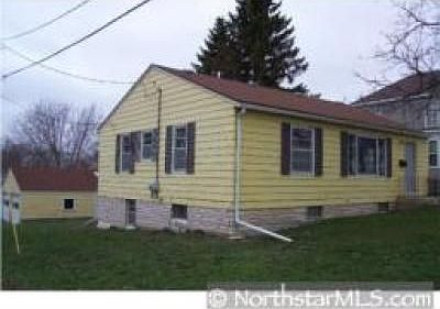 1st image of 215 Franklin St N