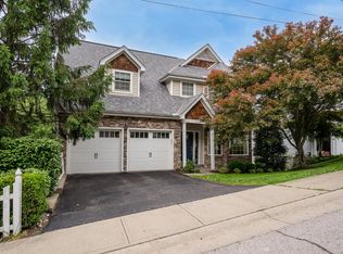557 Hoge St, Cincinnati, OH 45226