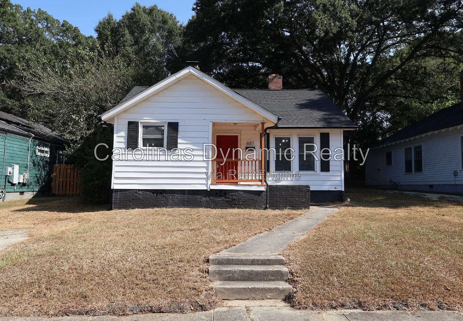 3 bed, 1.0 bath, 1010 sqft, $1,700 — Photo 2