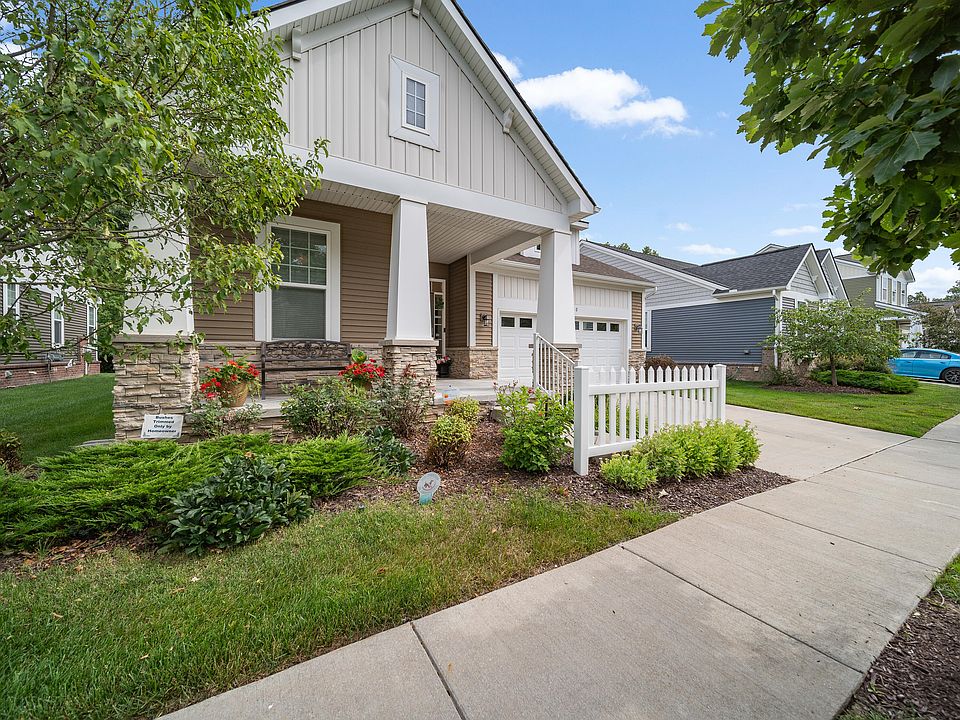 1st image of 49080 Garden Ln #12