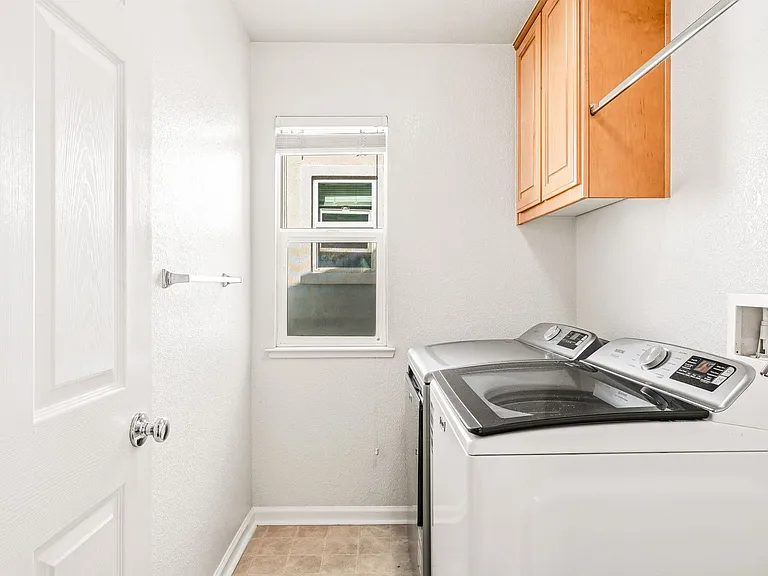 2018 McKenzie Pl — Photo 31
