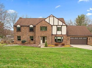 104 Tanglewood Dr, Mcmurray, PA 15317