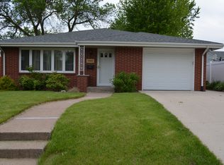 2002 Hale St, Dubuque, IA 52001