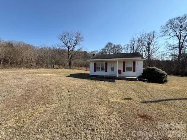 549 Dallas Bessemer City Hwy, Dallas, NC 28034