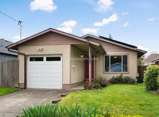 6718 SE Center St, Portland, OR 97206