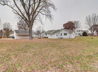 226 Avenue F, Rock Falls, IL 61071