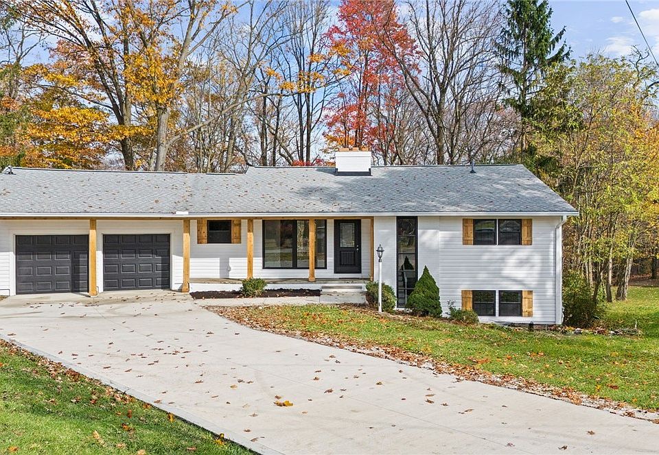 1st image of 10385 King Coe Ln
