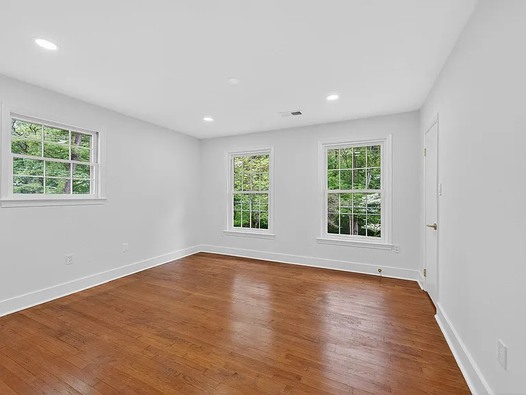 11523 Vale Rd — Photo 12