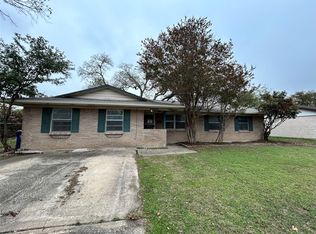 2935 Cameo Ln, Farmers Branch, TX 75234