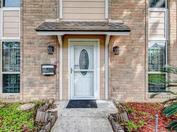 10716 Briar Forest Dr #30, Houston, TX 77042