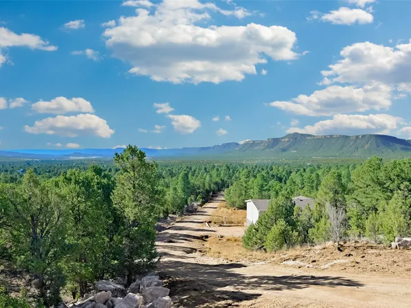 92 Avenida Mercedes, Pecos, NM 87552