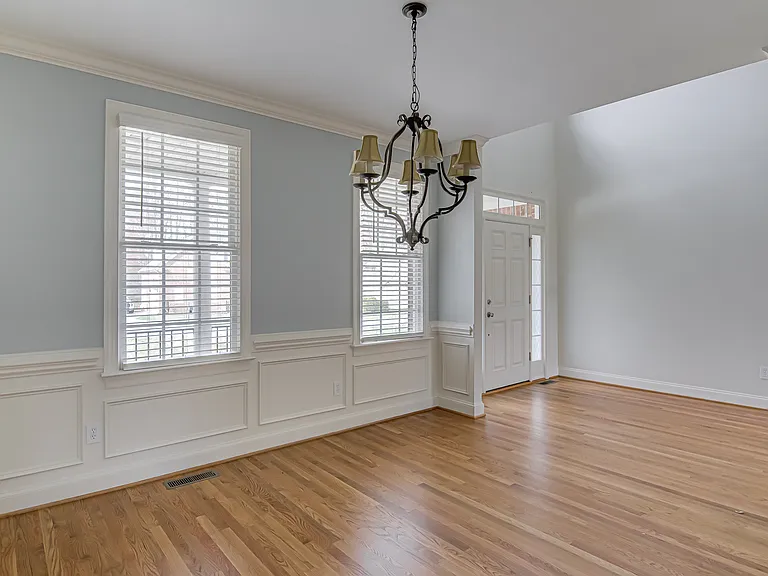 5708 Mabe Dr — Photo 12