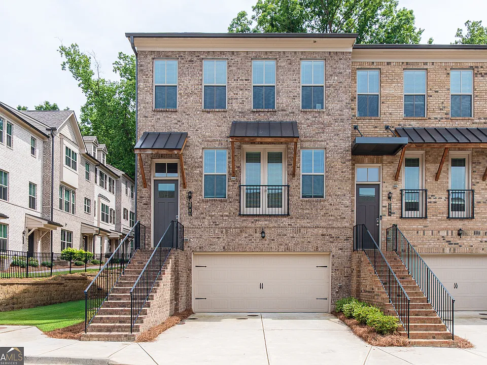 2701 Cedar Pine Way