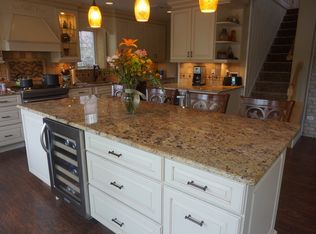 20 Bach Ct, Yaphank, NY 11980