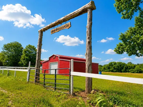 2224 Gap Rd, Altamont, TN 37301