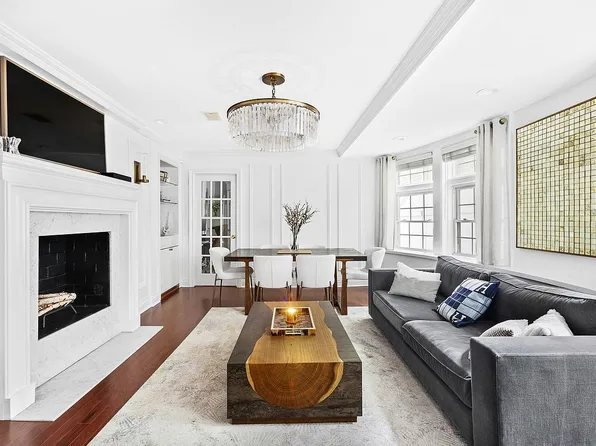 40 E 74th St APT 1, New York, NY 10021