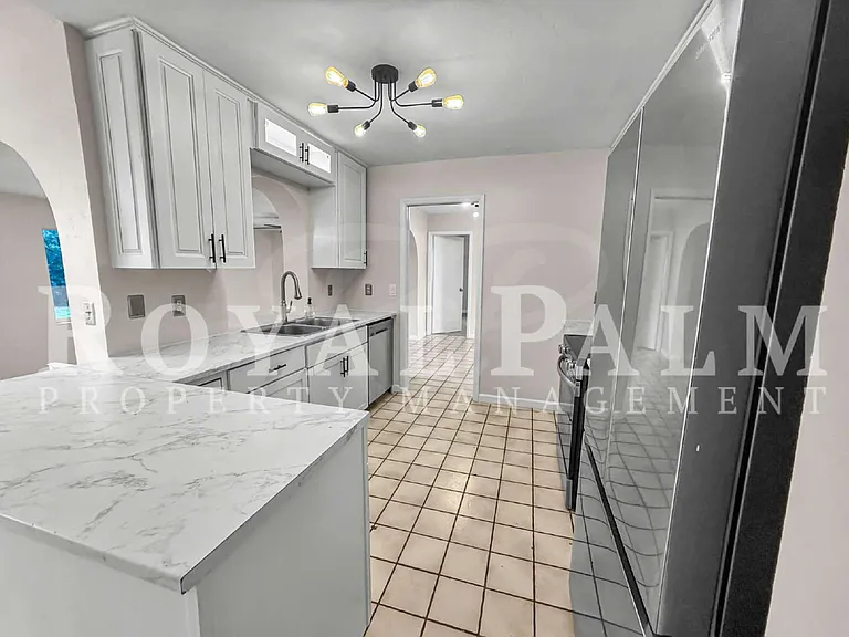 206 SE 46th Ter — Photo 19