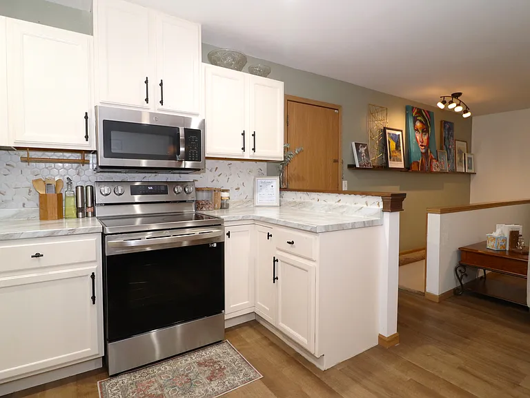 703 Arkansas Ave — Photo 5