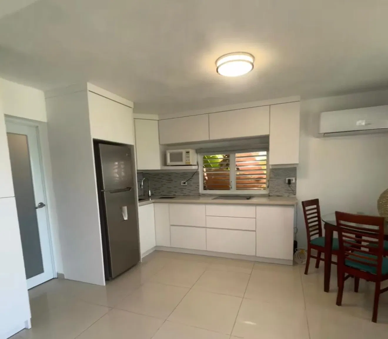 1 bed, 1.0 bath, 500 sqft, $1,000 — Photo 4