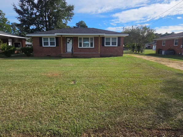206 Herbert St, Goldsboro, NC 27530
