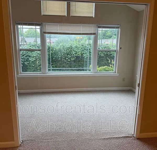 149 Morningside Ln — Photo 5